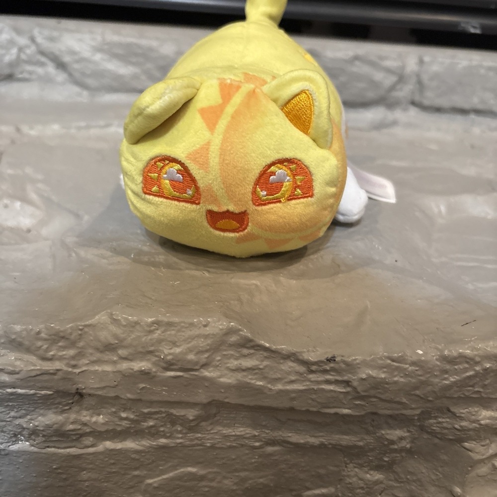 Aphmau MeeMeows Mystery Plush 6" Sun Cat Celestial Series 2023